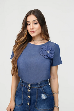 Blusa Cora com Broche de Flor