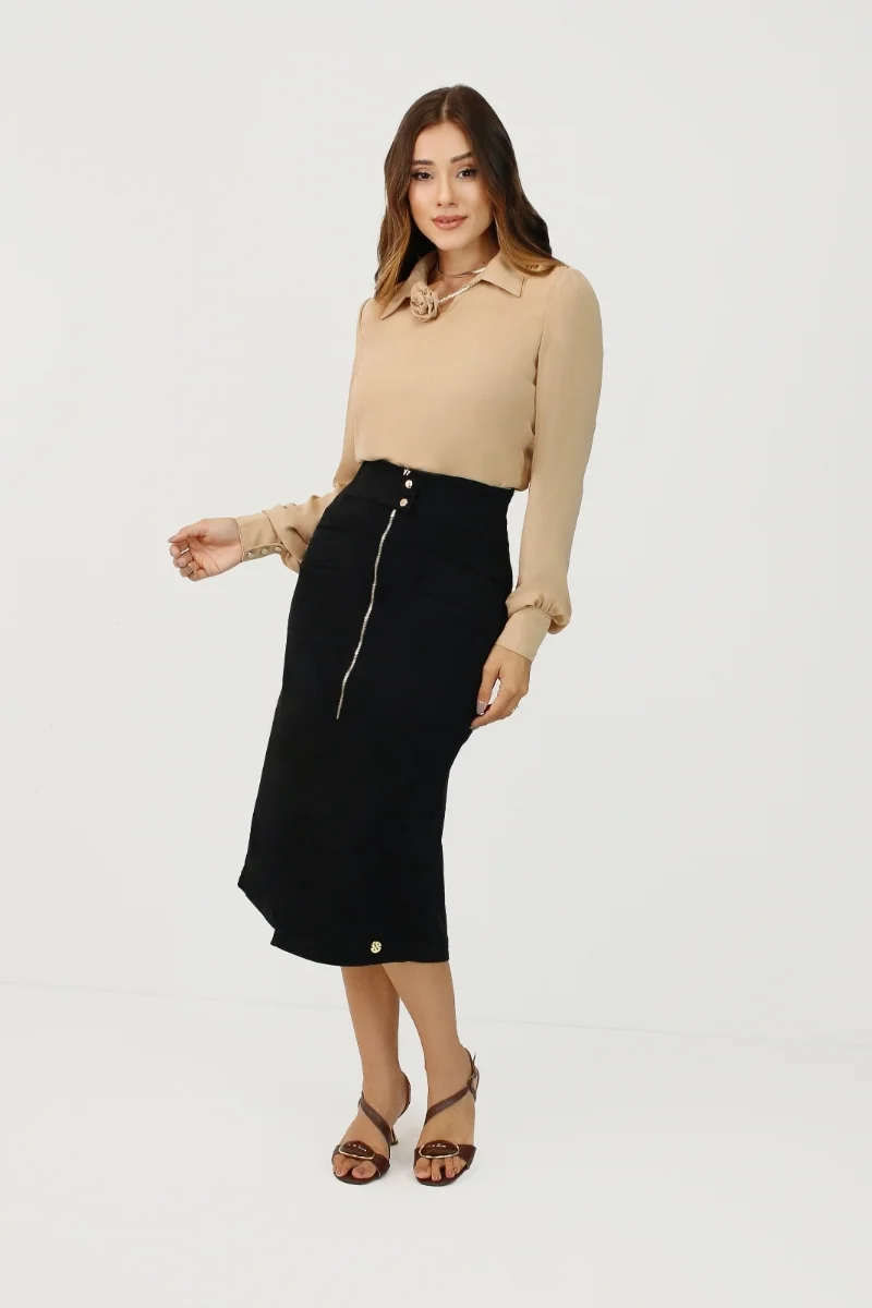 Blusa Hanna com colar de Perolas